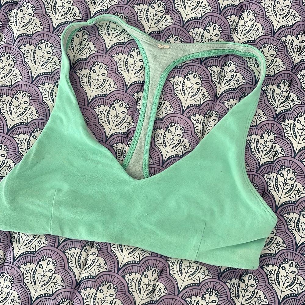 Lululemon Mint Green Sports Bra